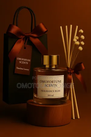 1. Omofortune Scents Reed Diffuser – Fragrance Meets Elegance