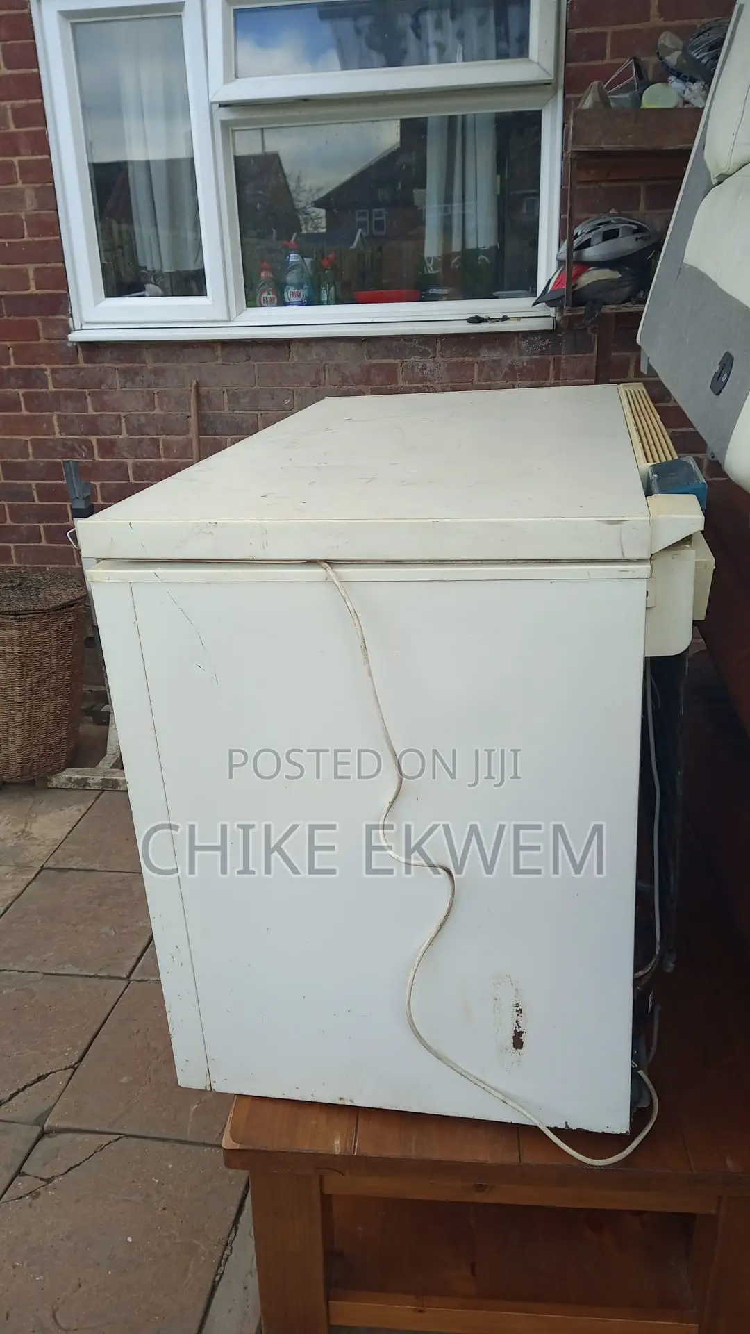 Zanussi Zcf132 Chest Freezer.