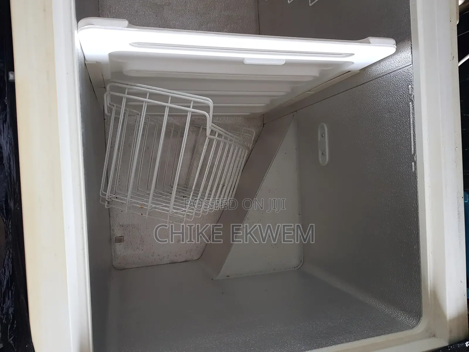 Zanussi Zcf132 Chest Freezer.
