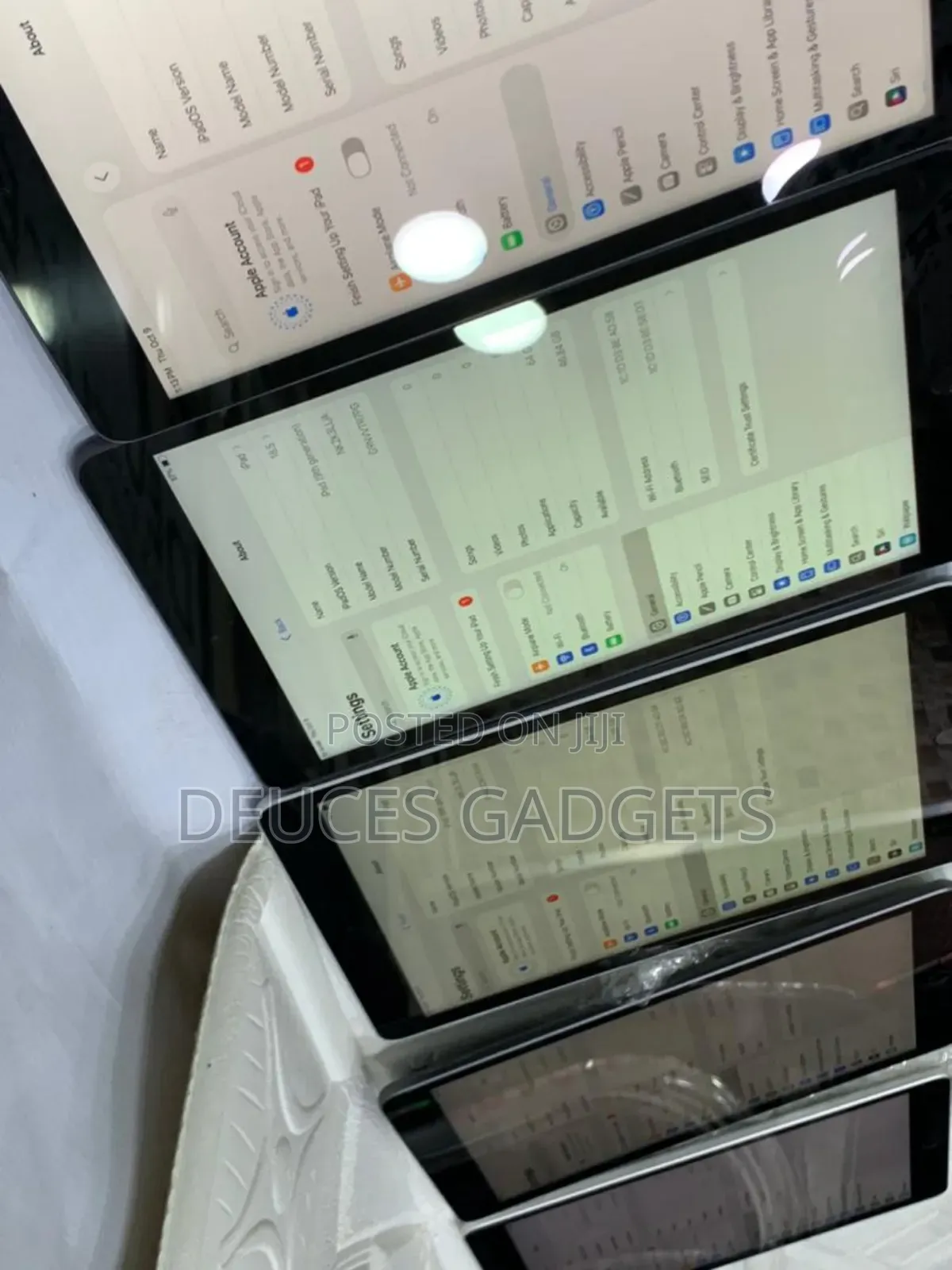 Apple iPad 10.2 (2021) 64 GB Gray