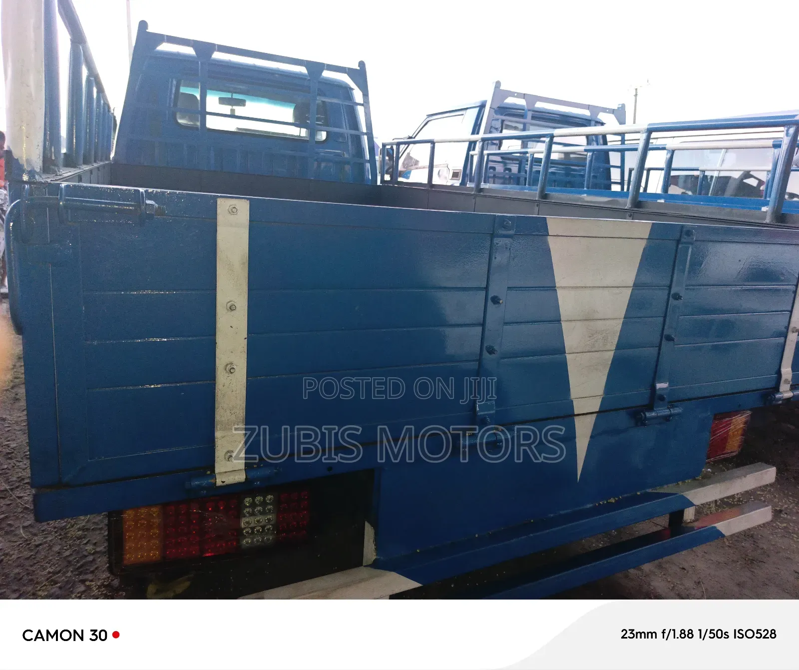 Mitsubishi Delica 2007 Blue