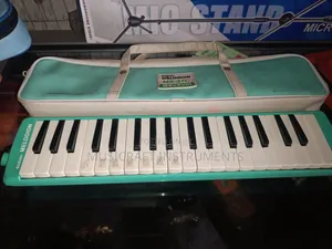 Suzuki Professional Melodica
