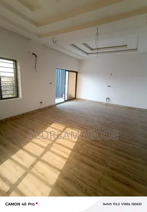 5bdrm Duplex in Magodo Phase 1 for rent