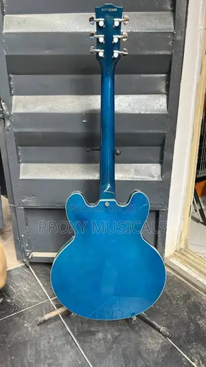 Fender Jazz Guitar