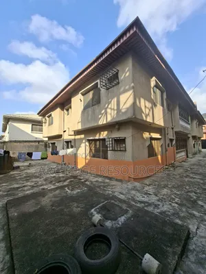 3bdrm Block of Flats in Ago Palace for sale