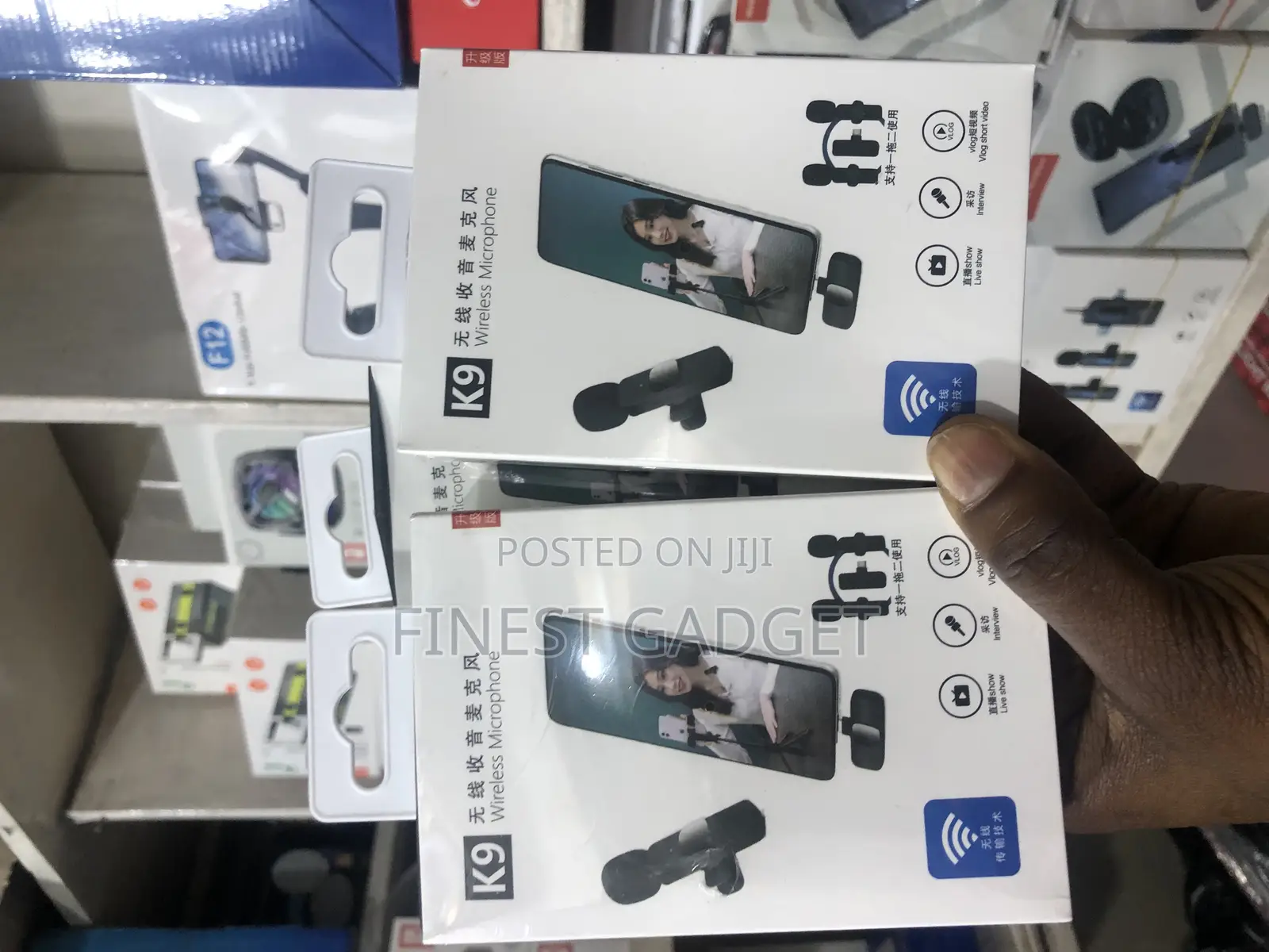  Wireless Microphone