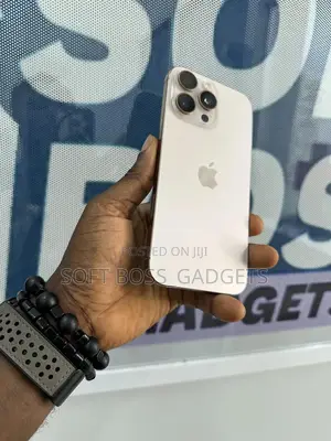 Apple iPhone 16 Pro Max 256 GB Gold