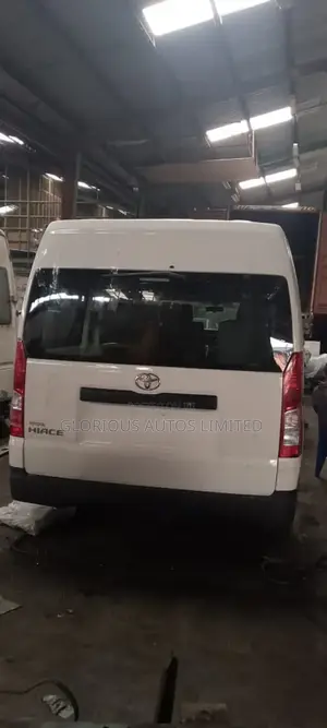 Toyota HiAce 2020 White