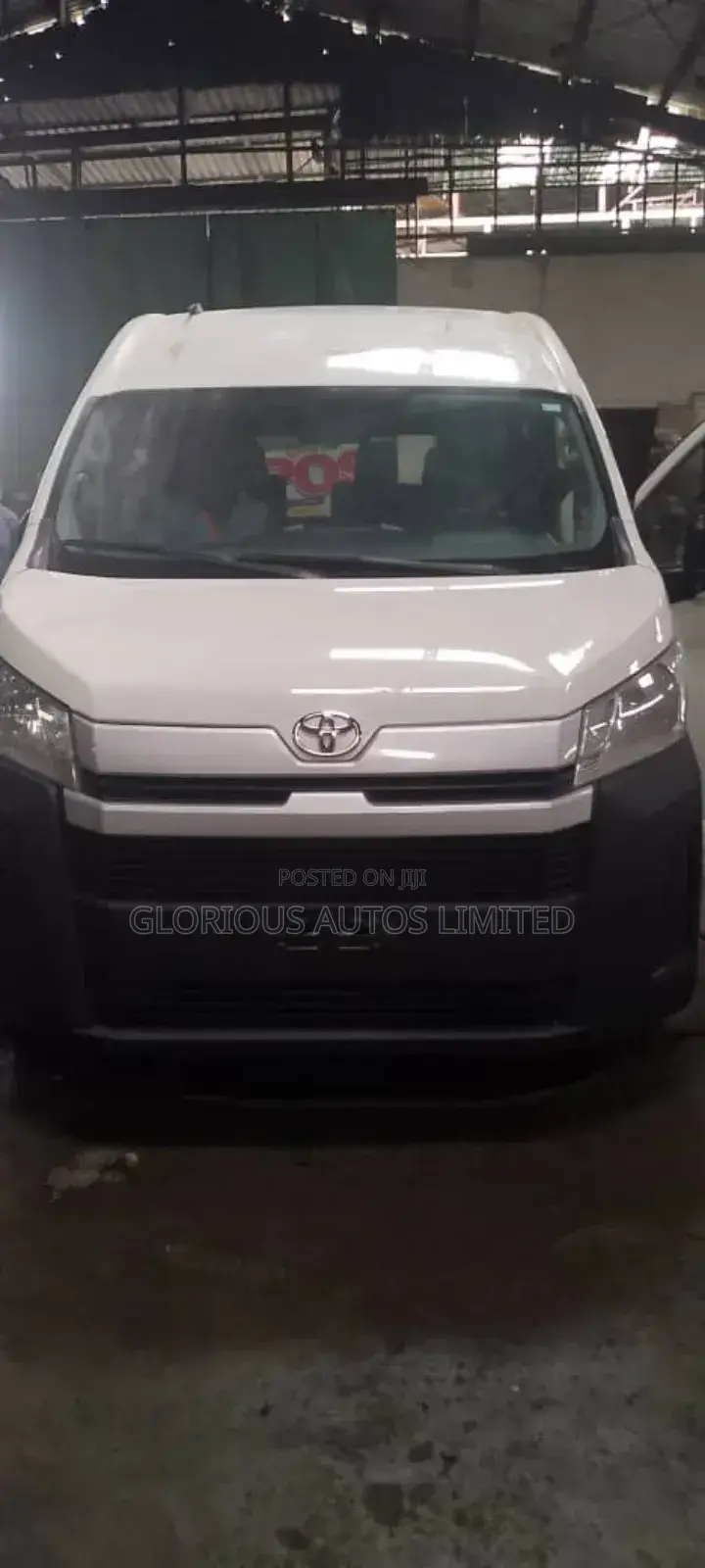 Toyota HiAce 2020 White