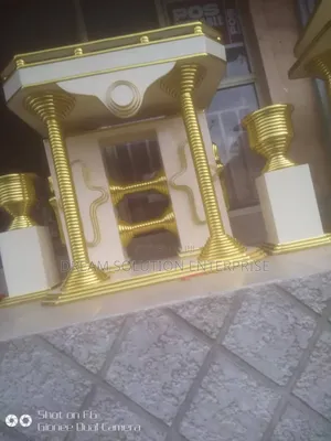 Standard 2 Pillar Church Pulpit With Flower Vase