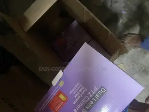 U Box Double Lens