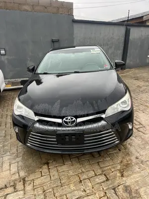 Toyota Camry LE 4dr Sedan (2.5L 4cyl 6A) 2017 Black
