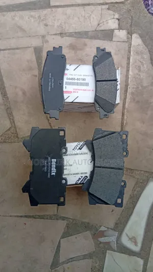 Front Brake Pad Lexus Lx570