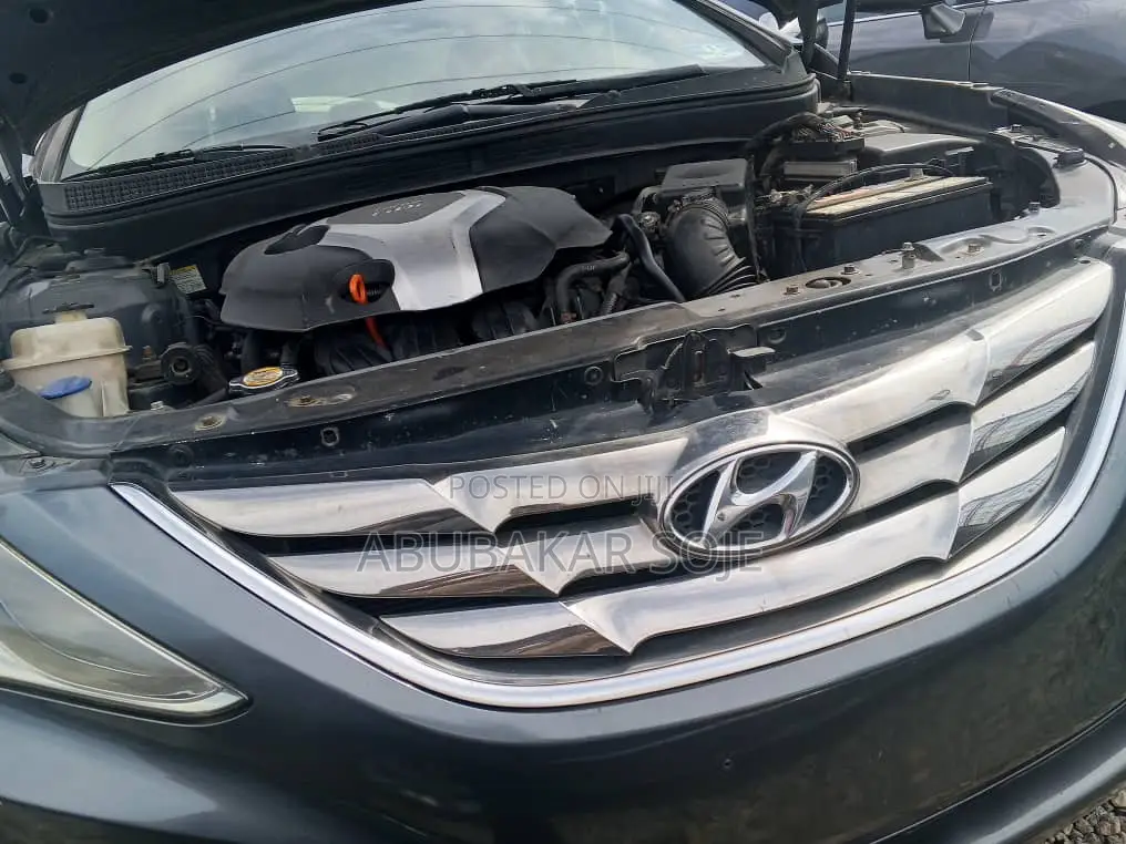 Hyundai Sonata 2012 Gray