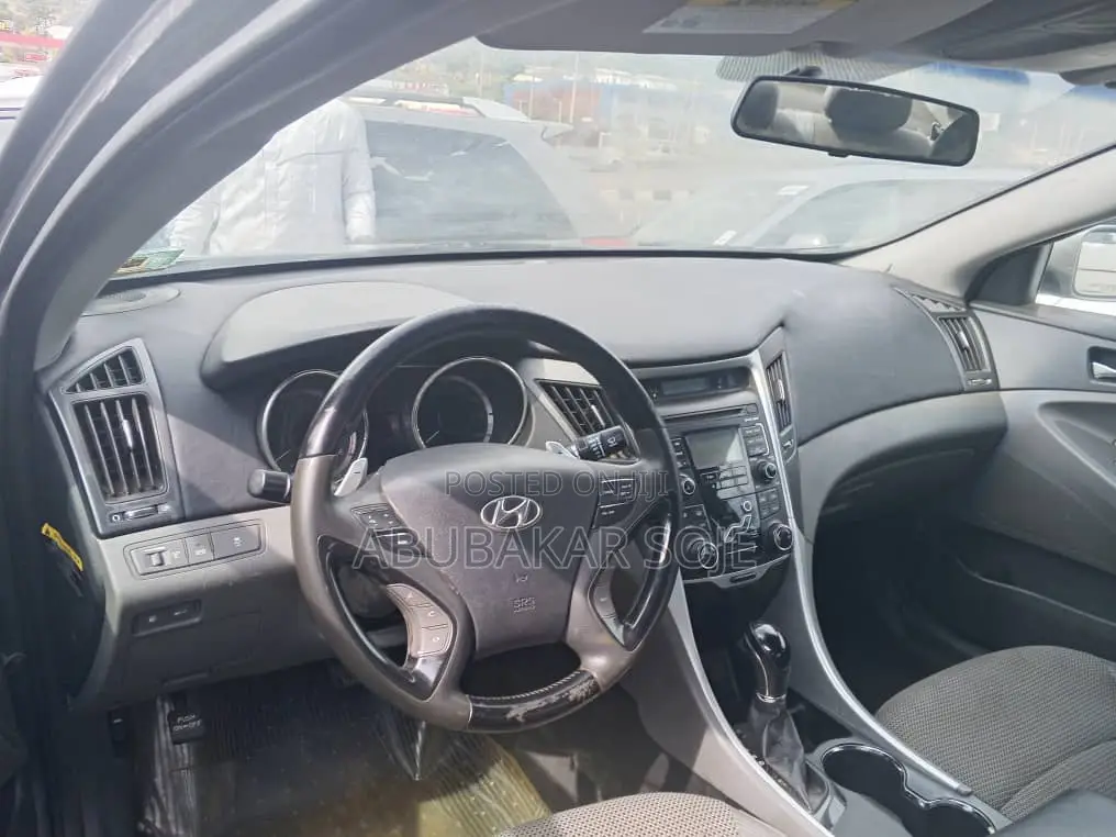 Hyundai Sonata 2012 Gray