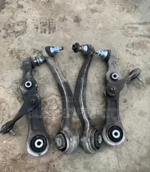 Lower Arms W205 Non 4 Matic