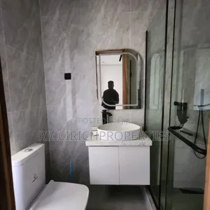 3bdrm Block of Flats in Ajao Estate for rent