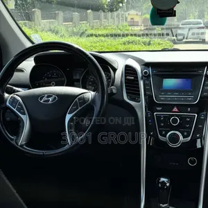 Hyundai Elantra 2015 Green