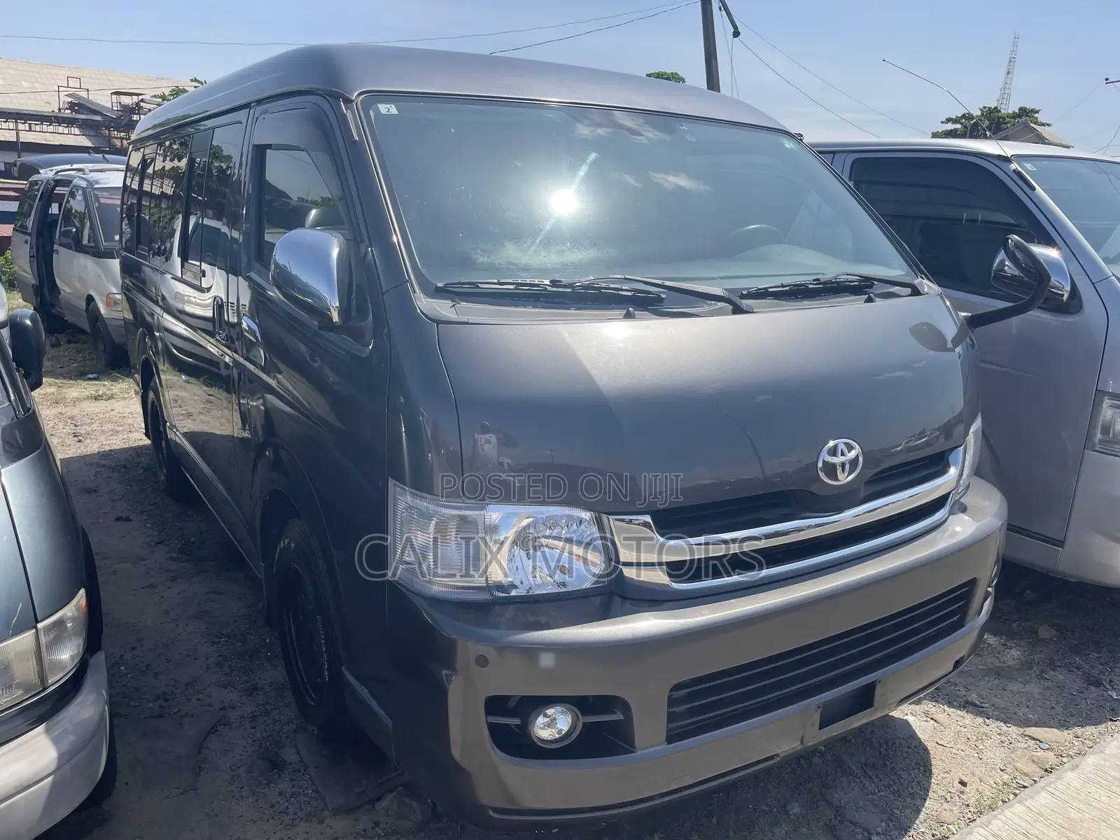 Toyota HiAce 2017 Grey