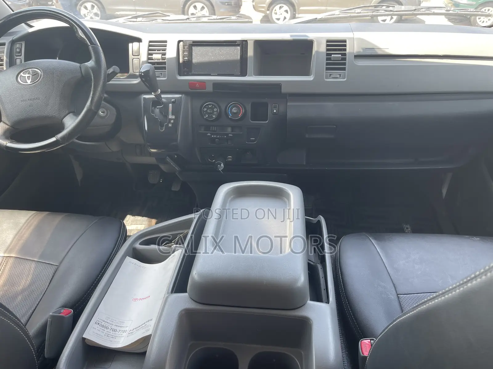Toyota HiAce 2016 White