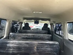 Toyota HiAce 2016 White