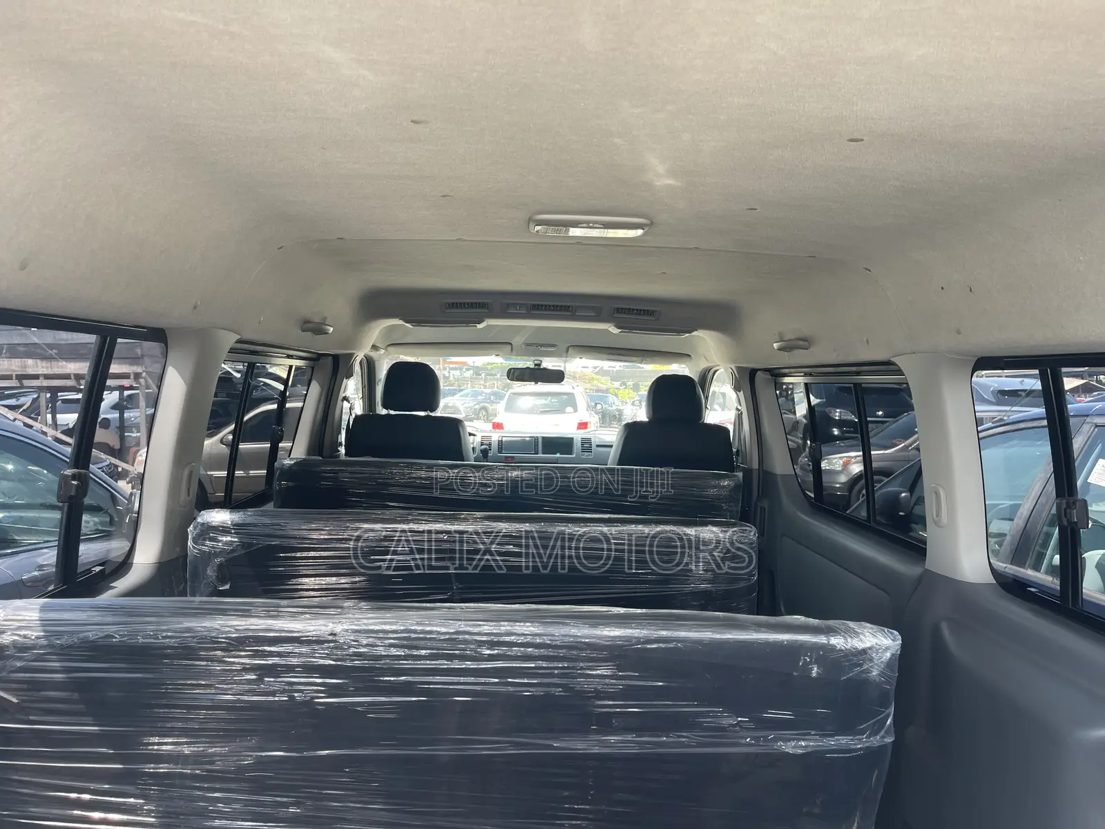 Toyota HiAce 2017 Grey