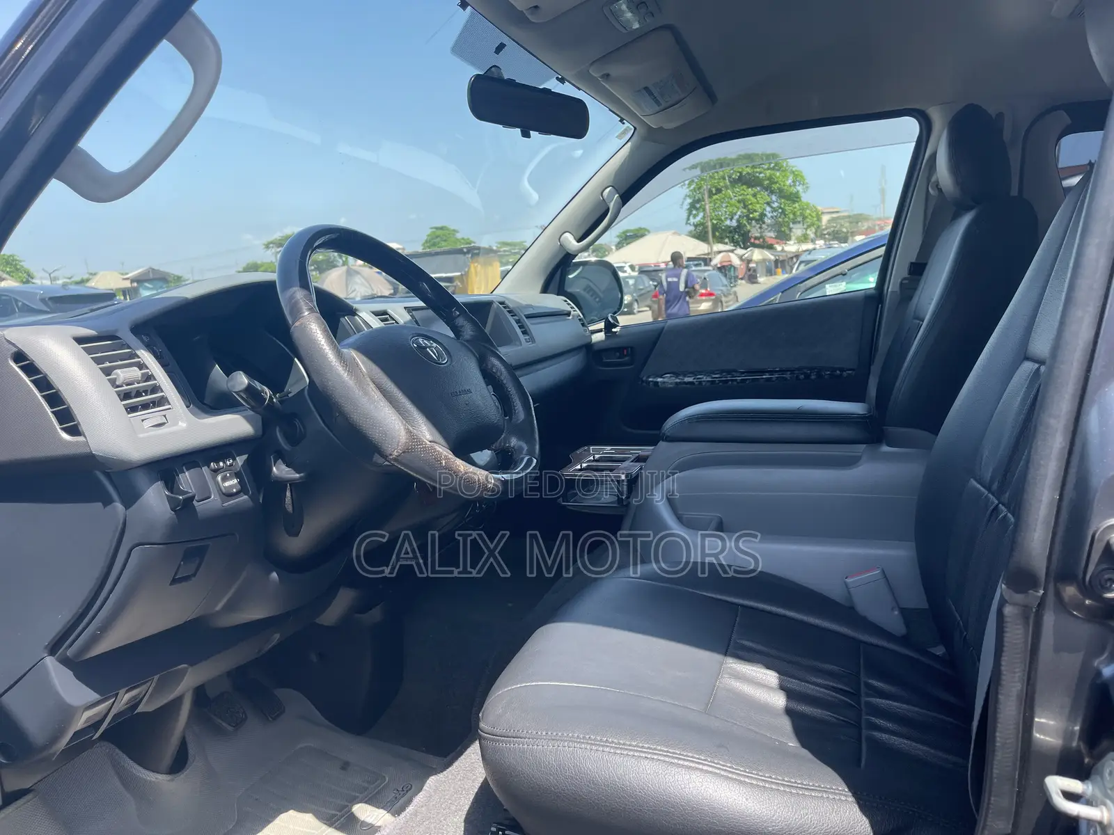 Toyota HiAce 2017 Grey
