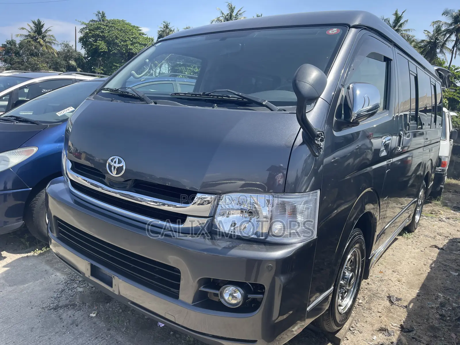 Toyota HiAce 2017 Grey