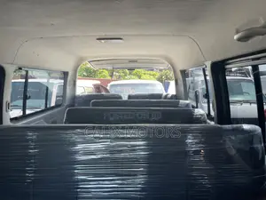 Toyota HiAce 2017 Grey
