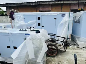 350kva Standard Quality Perkins Soundproof Generator