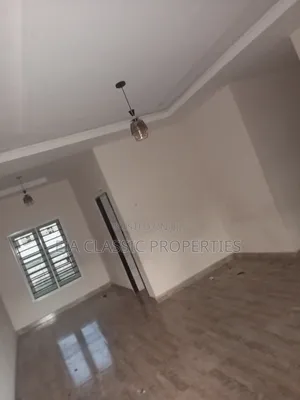 2bdrm Block of Flats in Apo Resettlement for rent