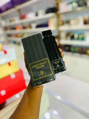 Grandeur Instinct Noir