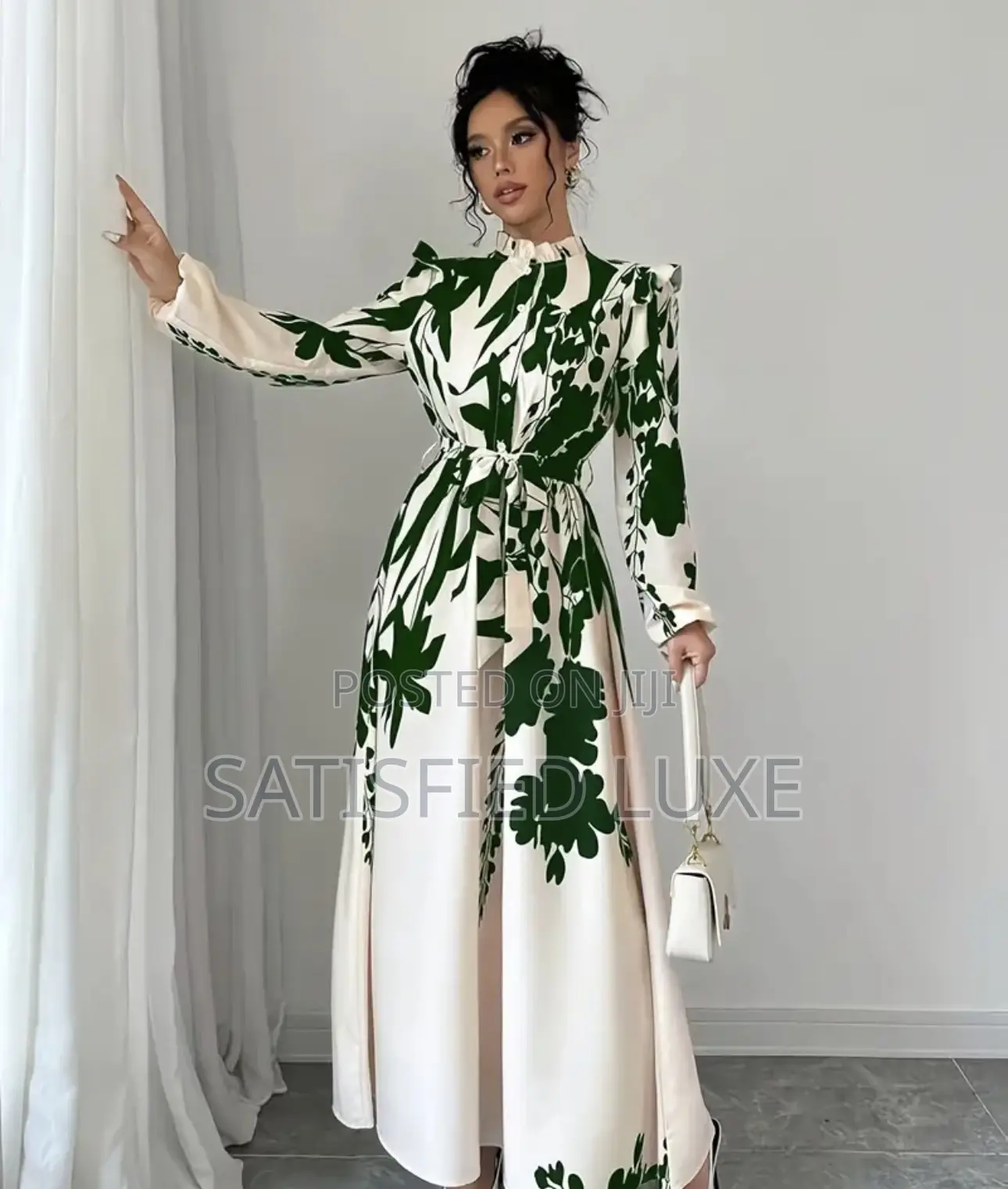 Ladies Classic Glam Outfit