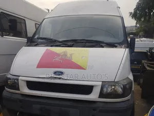 Ford Transit 2000 White