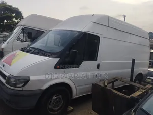 Ford Transit 2000 White