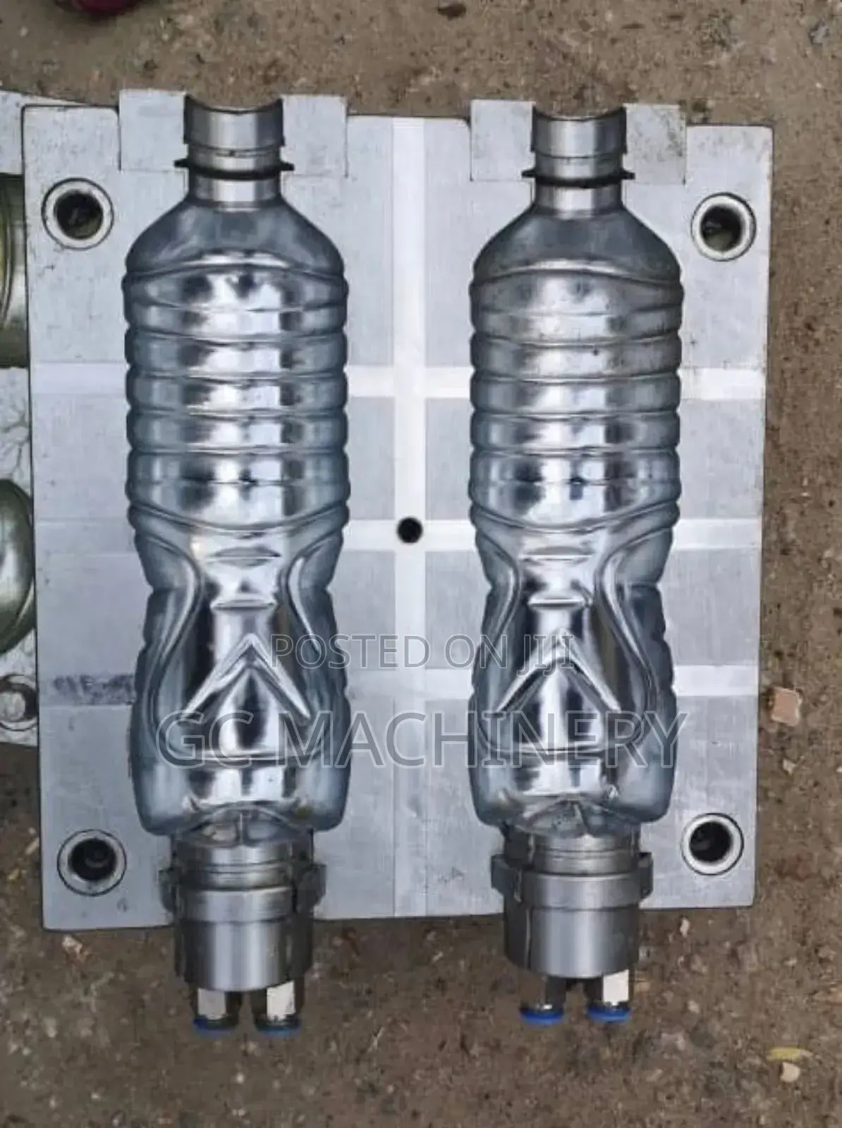 Bottle Moulder