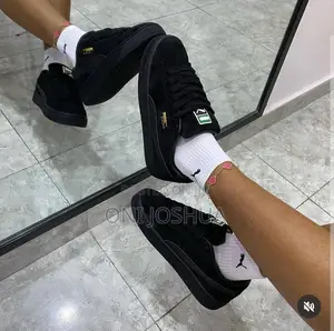 Puma Classic Sneakers