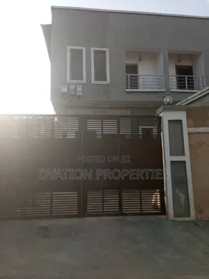 4bdrm Duplex in Magodo Phase 1 for rent