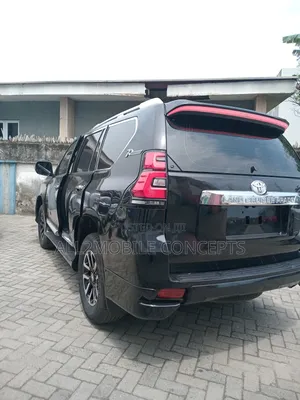 Toyota Land Cruiser Prado 4.0 Petrol TX-L 2016 Black