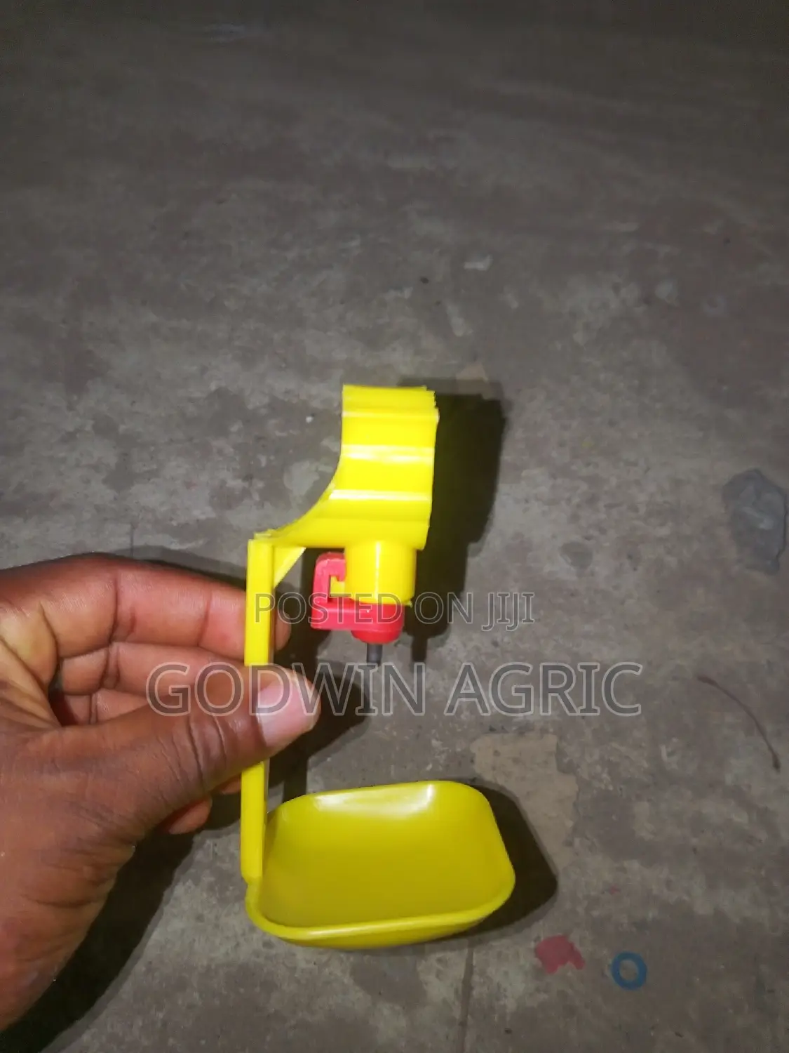 Automatic Yellow Nipples Cup