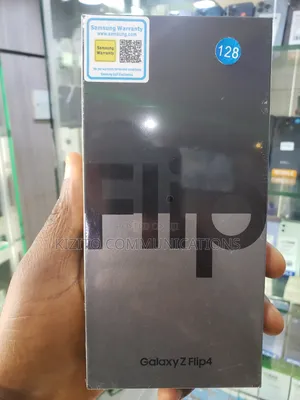 New Samsung Galaxy Z Flip4 128 GB Black