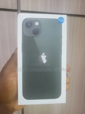 New Apple iPhone 13 128 GB Green