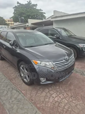 Toyota Venza V6 AWD 2010 Gray