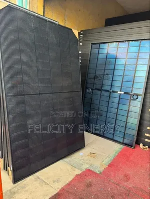 555watt Jinko Bifacial Solar Panel All Black