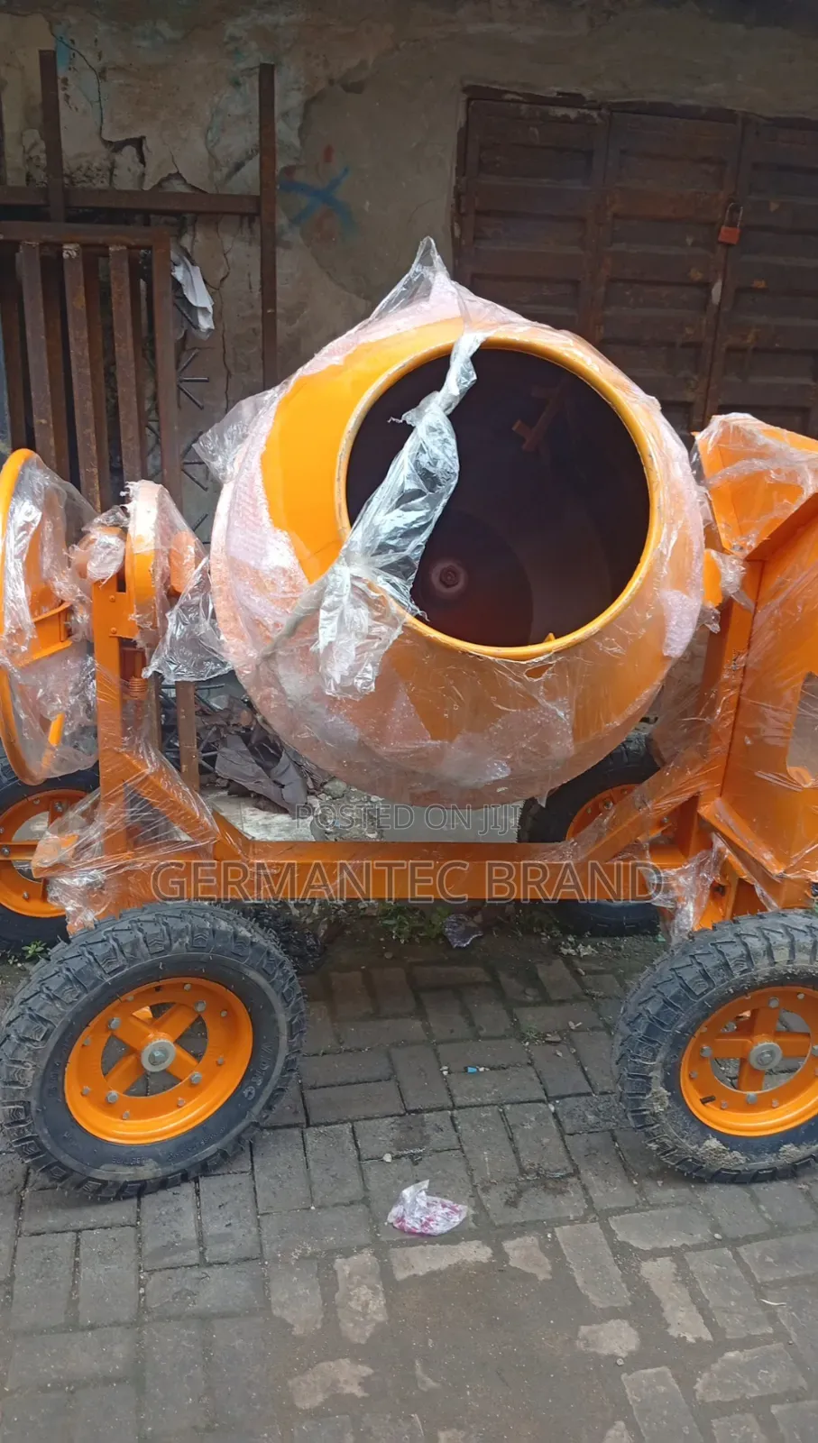 Construction and Heavy Machinery