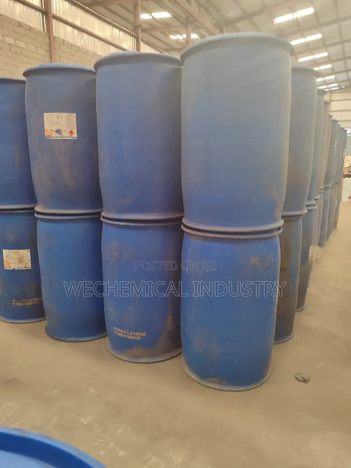 Ammonia Solution/ Liquor 25%)