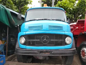Mercedes 911 Truck