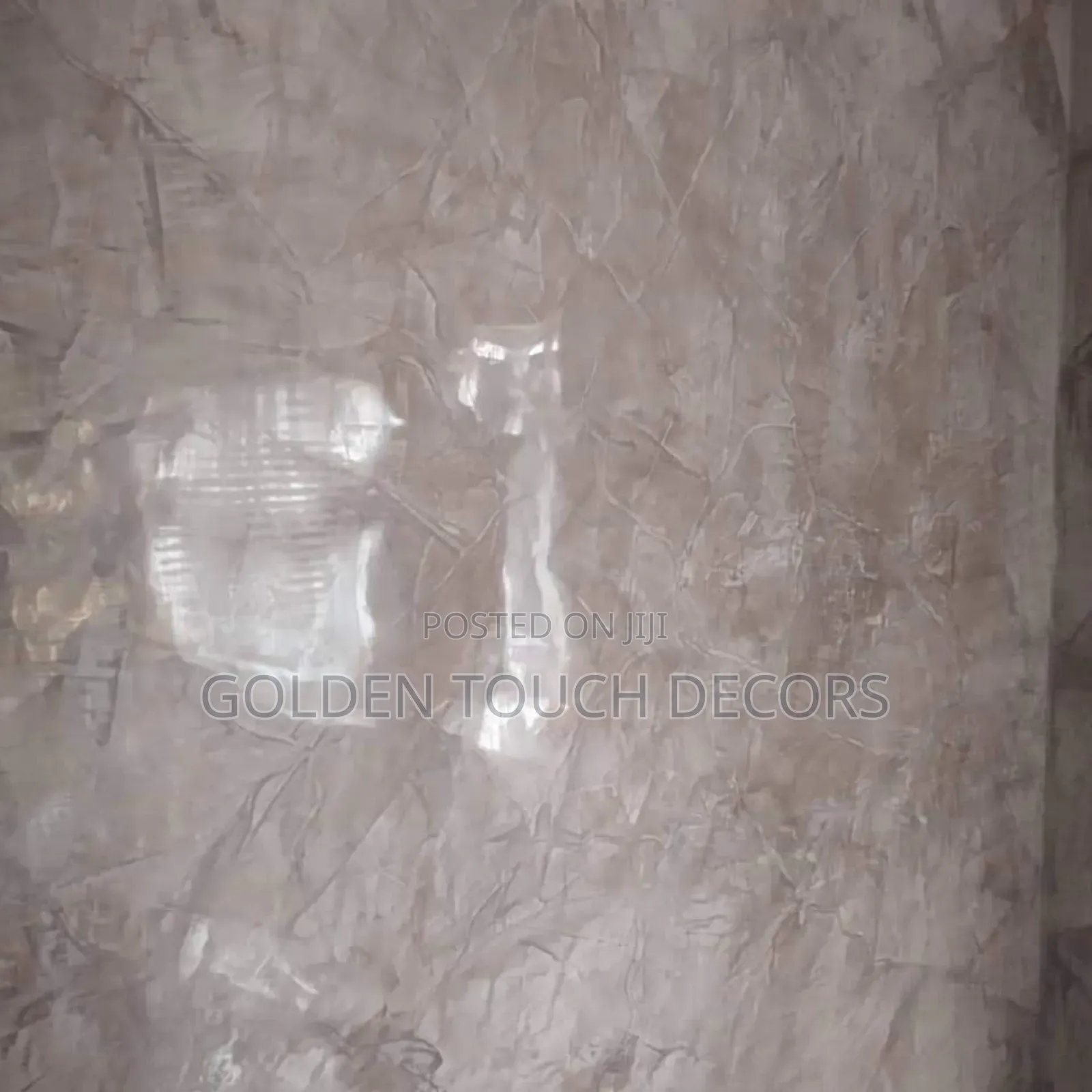 Stucco Mirror Wall Effect