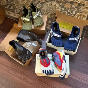 Original Vibram Five Finger X Suicoke Nin-lo Sneakers