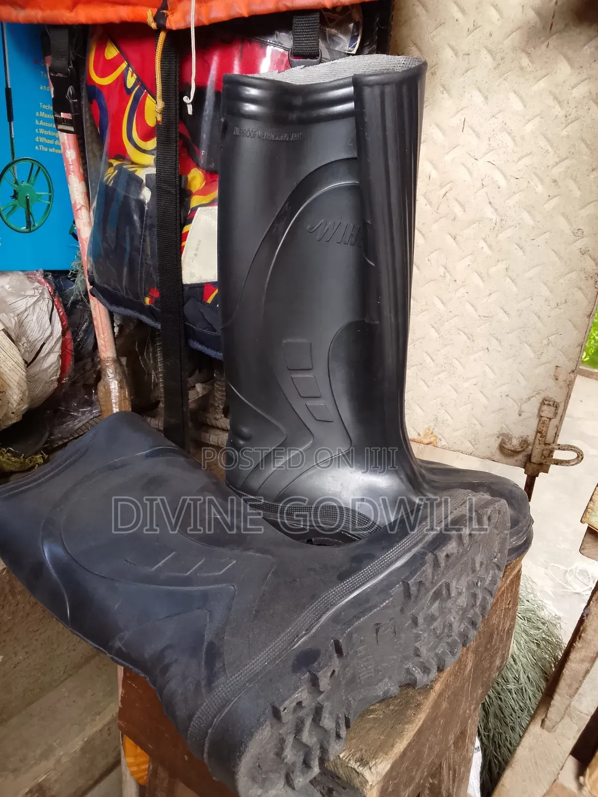 Black Non Safety Rainboot